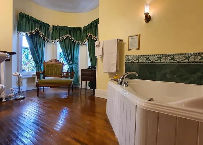 King Suite